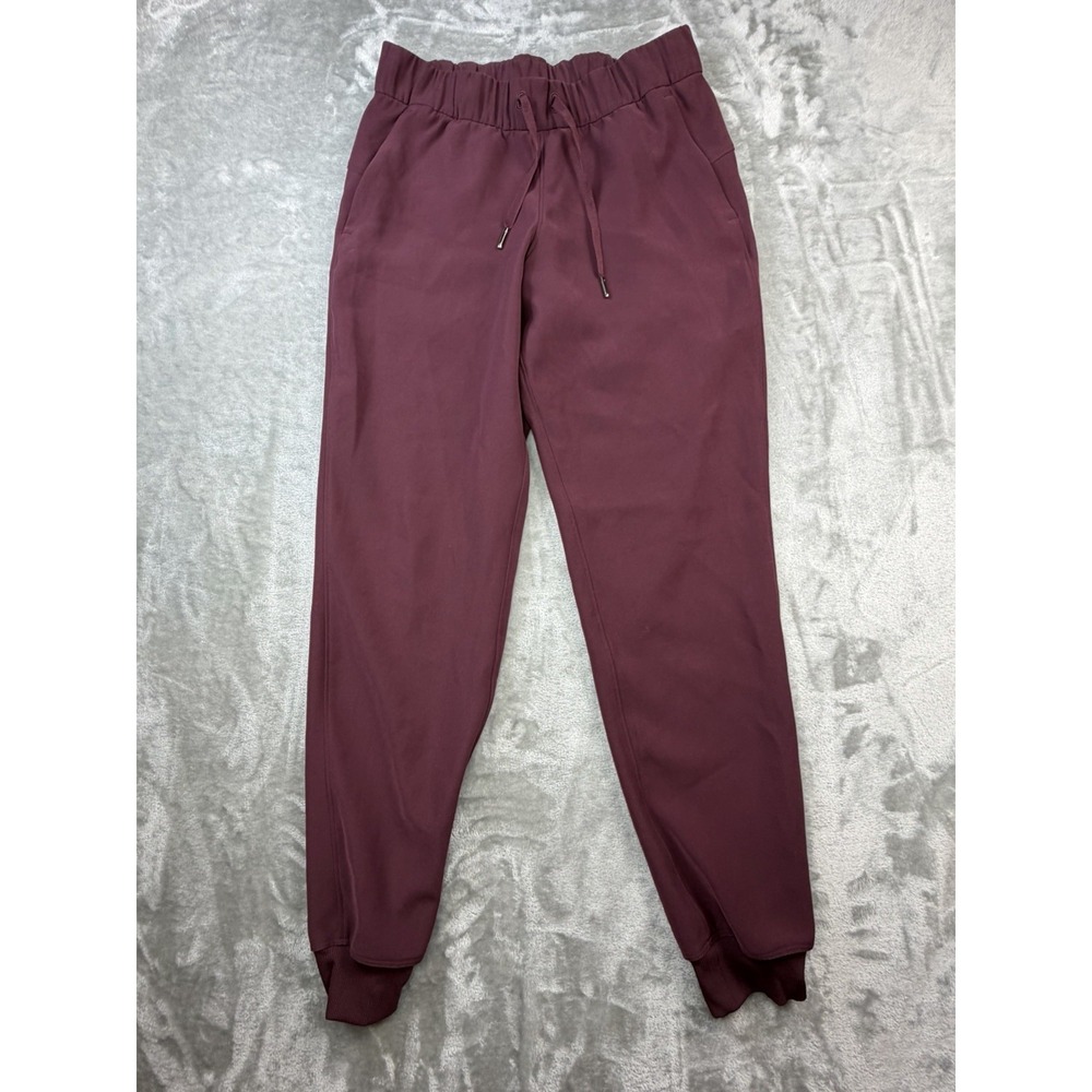 Lululemon On The Fly Jogger Pants Womens Size 4 Cassis Burgundy Travel W5BZDS
